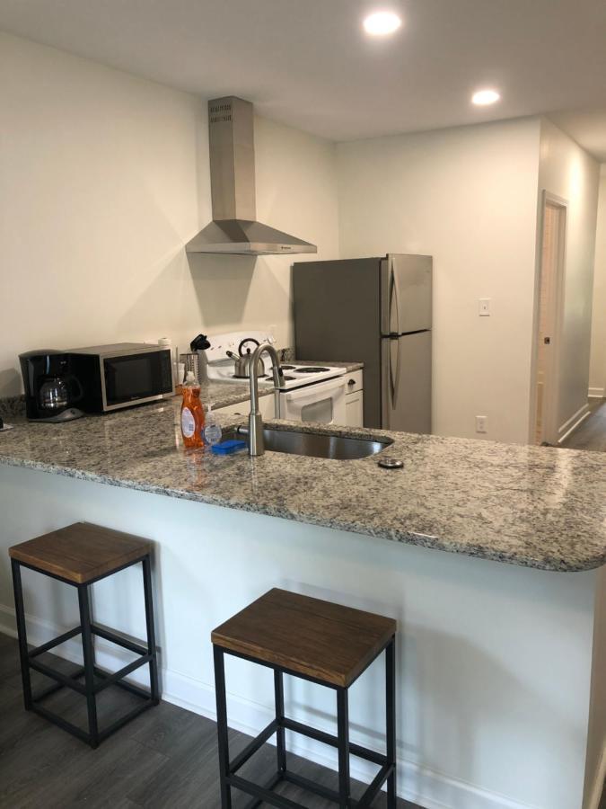 Lakewoodlyon Park Renovated Cottage Near Duke 23A Дърам Екстериор снимка