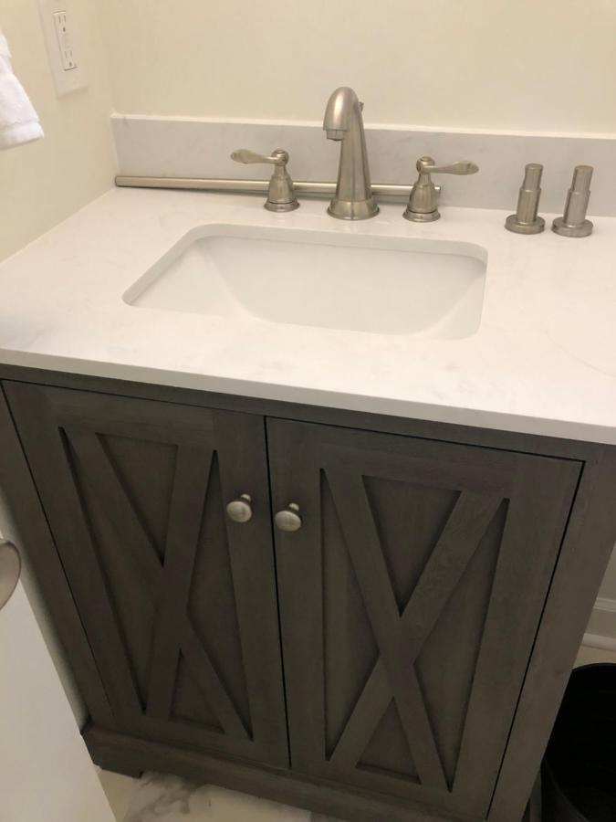 Lakewoodlyon Park Renovated Cottage Near Duke 23A Дърам Екстериор снимка